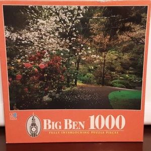 1,000pc Puzzle With Flowers And Pathway